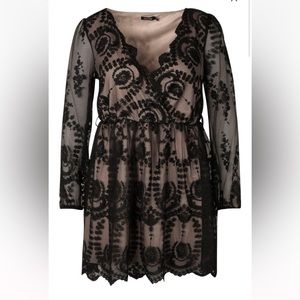 Boohoo | PLUS LACE PLUNGE SKATER DRESS